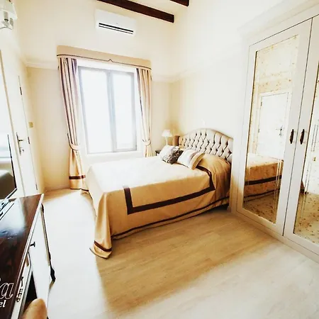 招待所 Room In Guest Room - Sofia Boutique Hotel 6 凯里尼亚