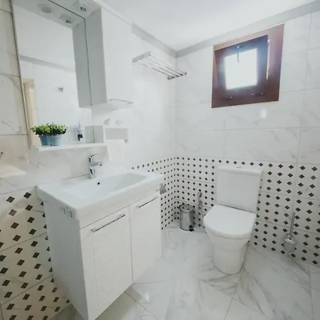Room In Guest Room - Sofia Boutique Hotel 6 招待所 凯里尼亚